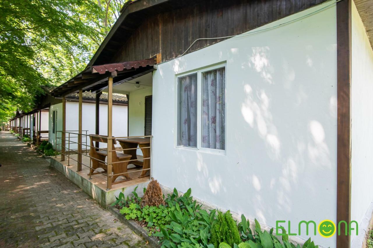 Elmona Villas 卡姆基亚 外观 照片
